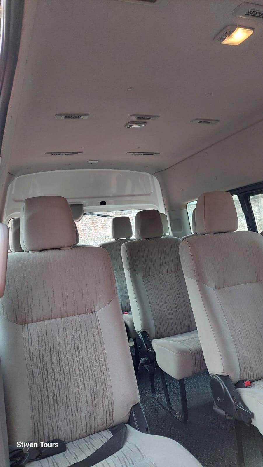 Interior van grande